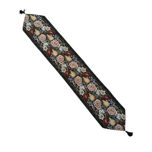 Howard Victorian Christmas Tapestry Table Runner 5 ft 6.5 Inches X 12 Tassels - Picture 3 of 5